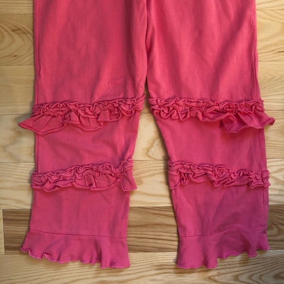 Pink Pants with Ruffles 💓3FOR$39 - Picture 3 of 3
